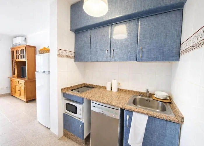 Romana - Pet Friendly - *